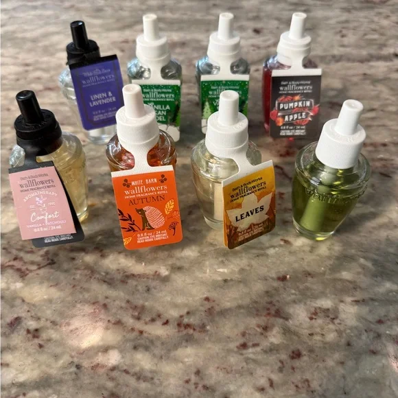 8 Bath & Body Home Wallflower Fragrance Refills - Picture 2 of 2